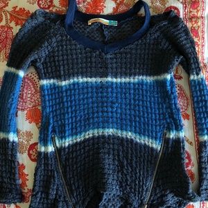 vintage havana cold shoulder sweater
